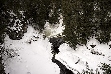 Landscape of the Cascade River and trees in Cascade River State Park, Minnesota thumbnail