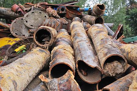 photo of rusty yellow pipes thumbnail