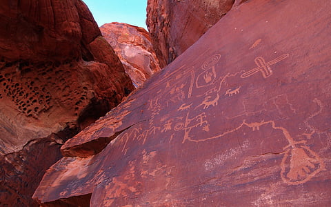 brown rocks under blue sky thumbnail
