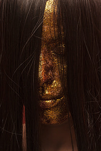 photo of a woman with black hair thumbnail
