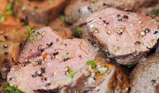 food photography of beef dish thumbnail