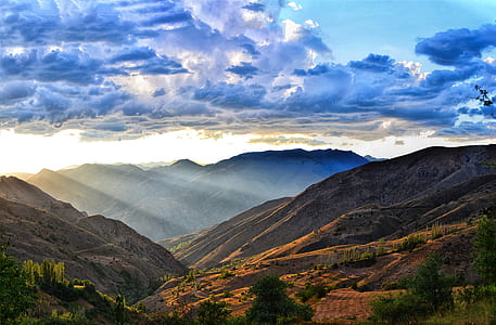 landscape photography of mountain thumbnail