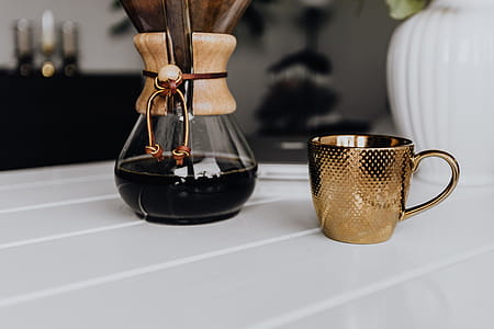 Chemex Coffee Maker with Gold Cup thumbnail