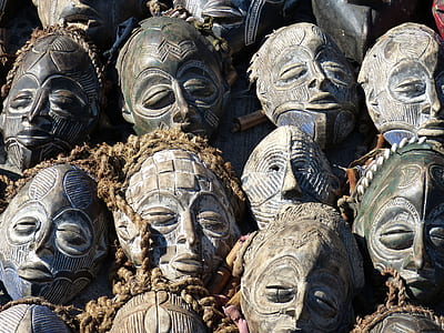 photo of tribal masks thumbnail