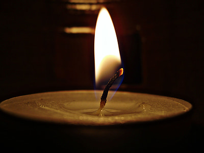 white tealight candle thumbnail