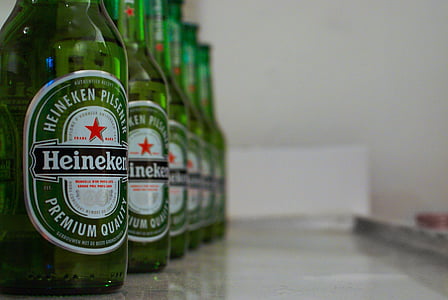 Heineken bottle lot thumbnail