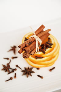 Star anise and cinnamon sticks thumbnail