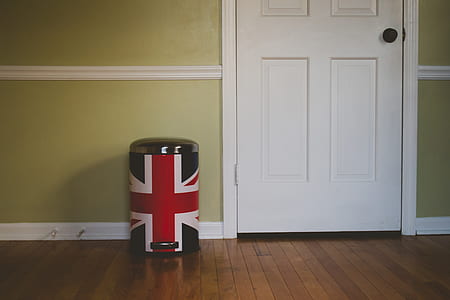 closed wooden door thumbnail