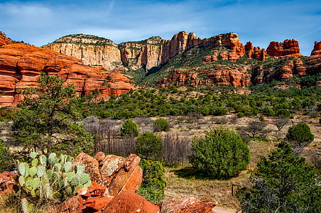 Grand Canyon under blue sunny sky thumbnail