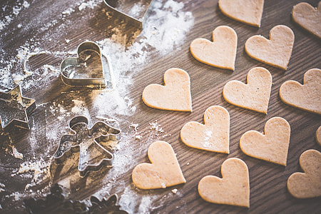 Christmas Baking: Lovely Yummy Hearts thumbnail