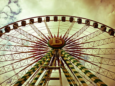 Ferry's wheel during daytime thumbnail