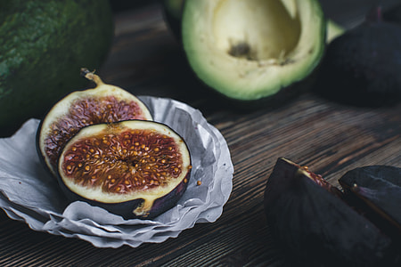 Fresh figs and avocado thumbnail