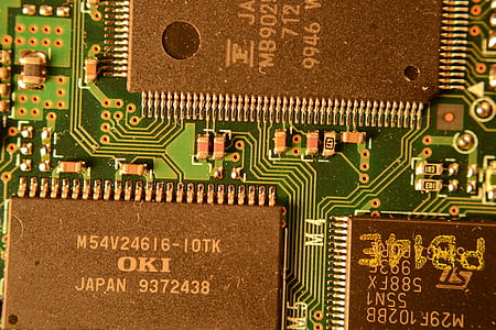 green and black circuit board thumbnail