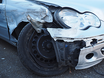totaled silver car thumbnail