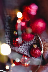Burgundy Christmas Decorations thumbnail