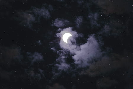 half-moon photo thumbnail