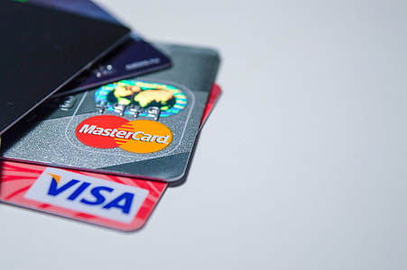 Mastercard card on Visa card thumbnail