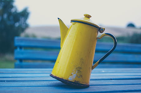 Old coffee mug thumbnail