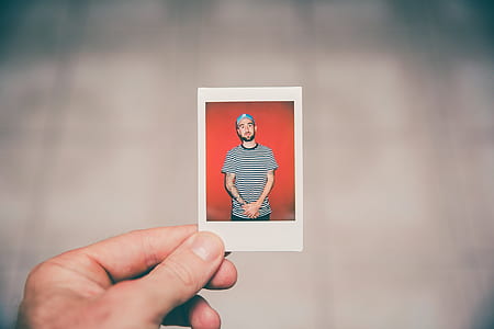 portrait photo of man thumbnail
