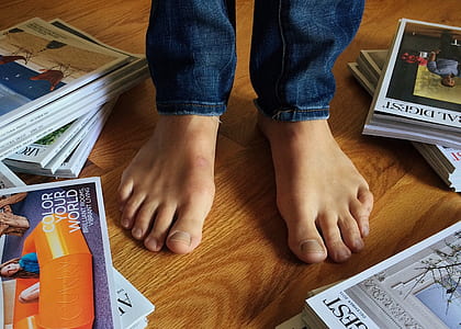 closeup photo of person's feet thumbnail