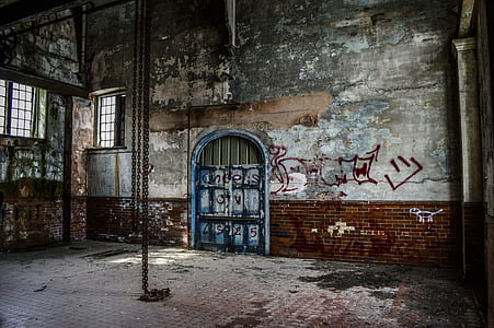photo of concrete building interior thumbnail