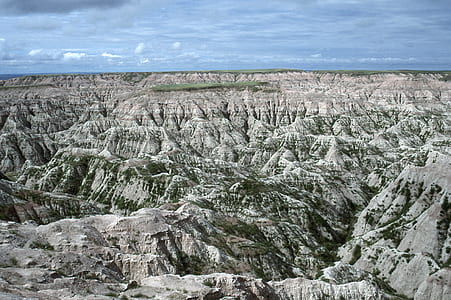 photo of grey mountains thumbnail