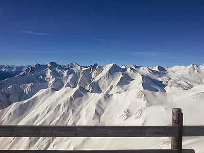 scenery of icy mountain thumbnail