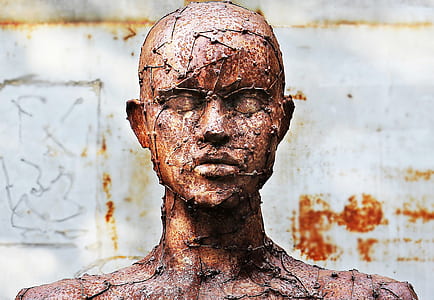 human statuette thumbnail