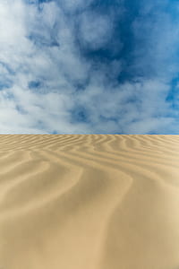 desert during daytime thumbnail