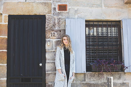 women's gray long-sleeved top thumbnail