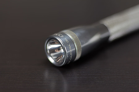 gray flash light thumbnail