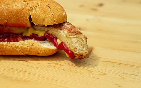 closeup photo of bun with meat thumbnail