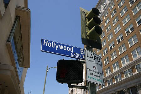 Hollywood signage thumbnail