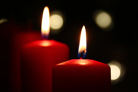 flame on red candle thumbnail