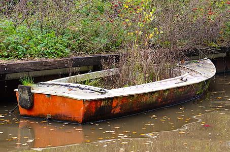 orange and white boat thumbnail