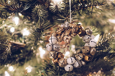 brown and white ornaments thumbnail