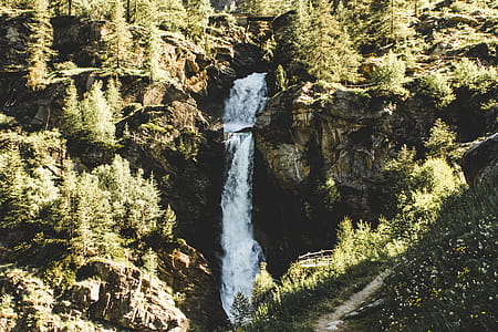 Photo of Waterfalls thumbnail