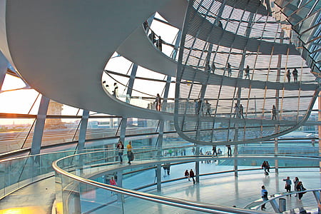 people walking on museum thumbnail
