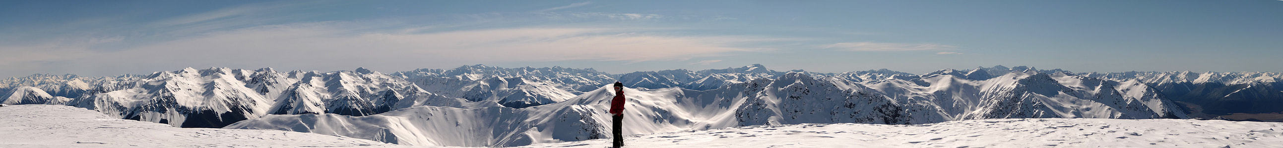 Panorama of the Southern Alps in New Zealand thumbnail
