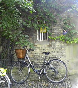 black city bicycle thumbnail