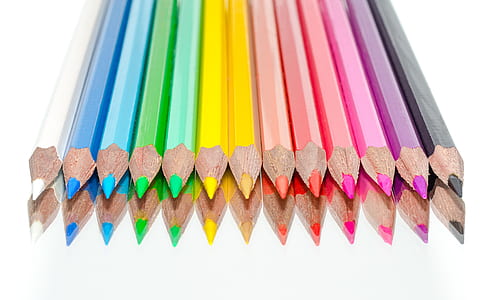 colored pencil set thumbnail