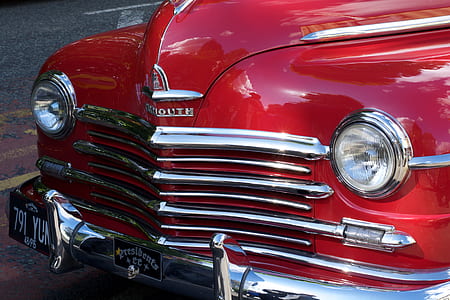 classic red vehicle thumbnail