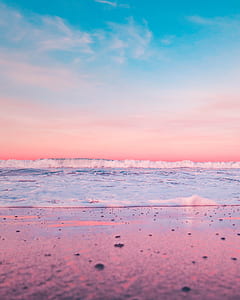 sea wave during daytime thumbnail