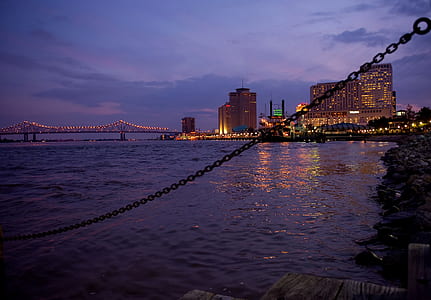 cityscape by water thumbnail