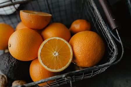 Fresh oranges thumbnail