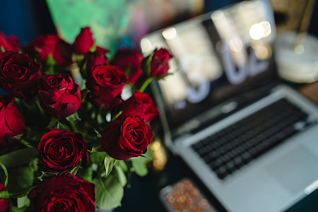 Office Desk Table With Red Roses thumbnail