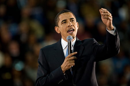 Former U.S. Pres. Barrack Obama thumbnail