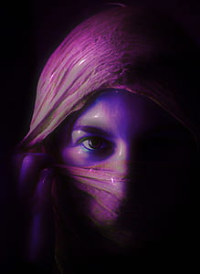 Afghan girl photo thumbnail