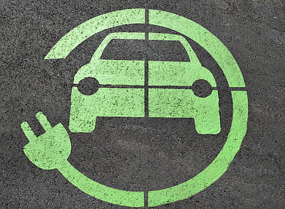 green parking signage thumbnail