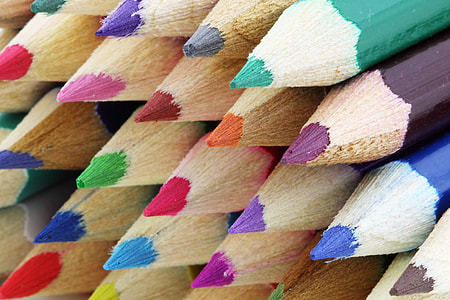 close-up photo of art pencil lot thumbnail
